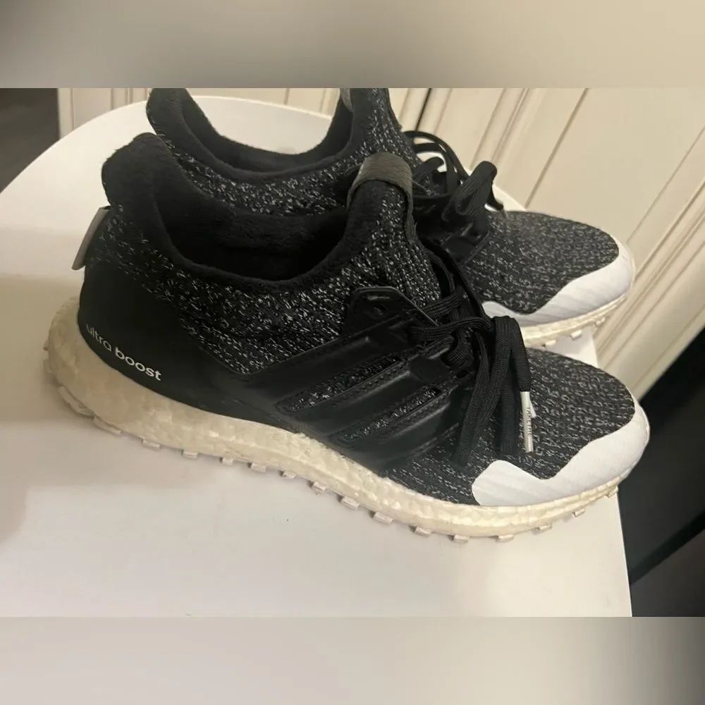Adidas UltraBoost x Game of Thrones (Night's Watch) Men’s Size 8.5
